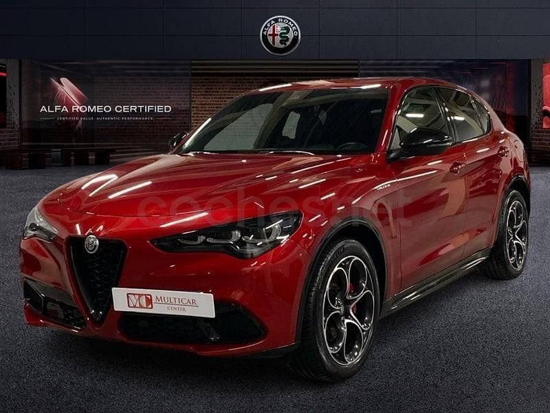 Usado Alfa Romeo Stelvio Veloce 210 CV (154 kW) 2023 Rojo SUV
