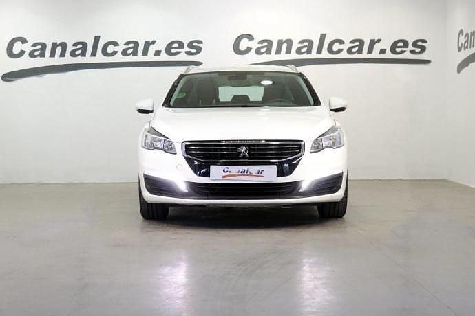 Usado Peugeot 508 Active 120 CV (88 kW) 2017 Blanco Familiar