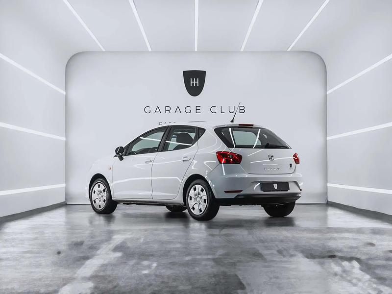 Käytetty Seat Ibiza Reference 90 HP (66 kW) 2015 Valkoinen Viistoperä