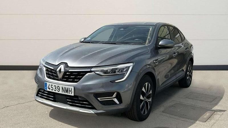 Käytetty Renault Arkana Evolution 141 HP (103 kW) 2022 Harmaa Katumaasturi