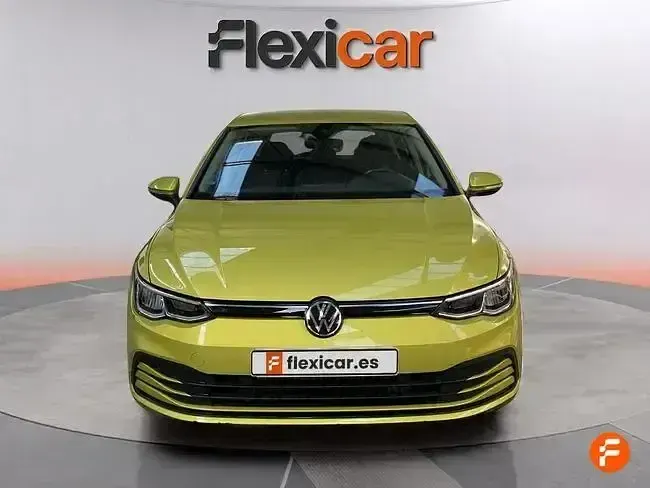 Usado VW Golf VIII Life 131 CV (96 kW) 2022 Amarillo