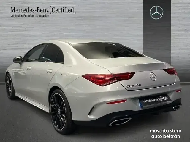 Usado Mercedes CLA180 136 CV (100 kW) 2023 Gris Coupe