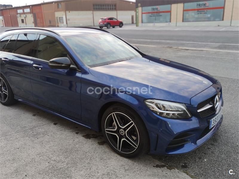 Usado Mercedes C200 150 CV (110 kW) 2019 Azul Familiar