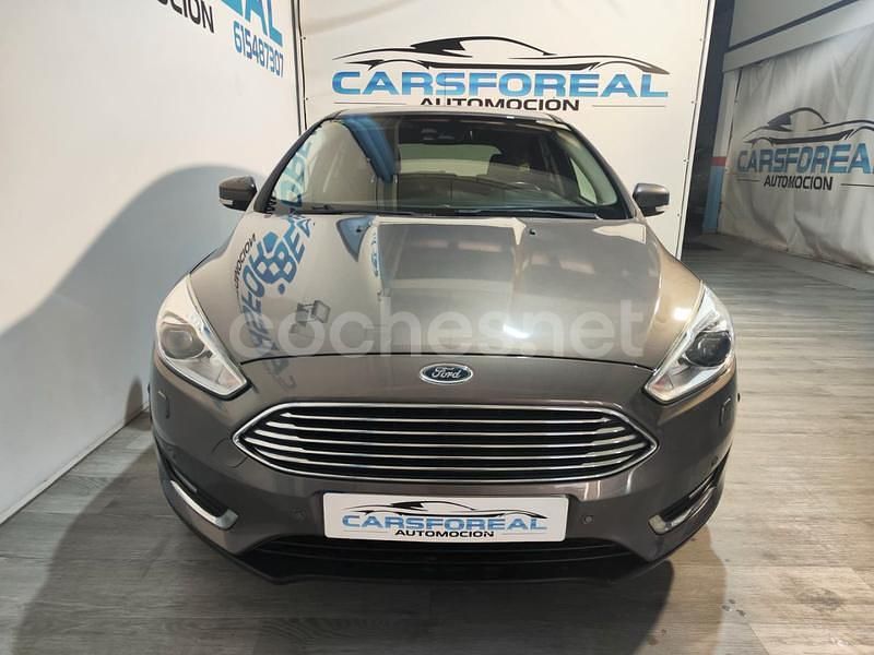 Usado Ford Focus Titanium 125 CV (91 kW) 2016 Gris / plata Familiar