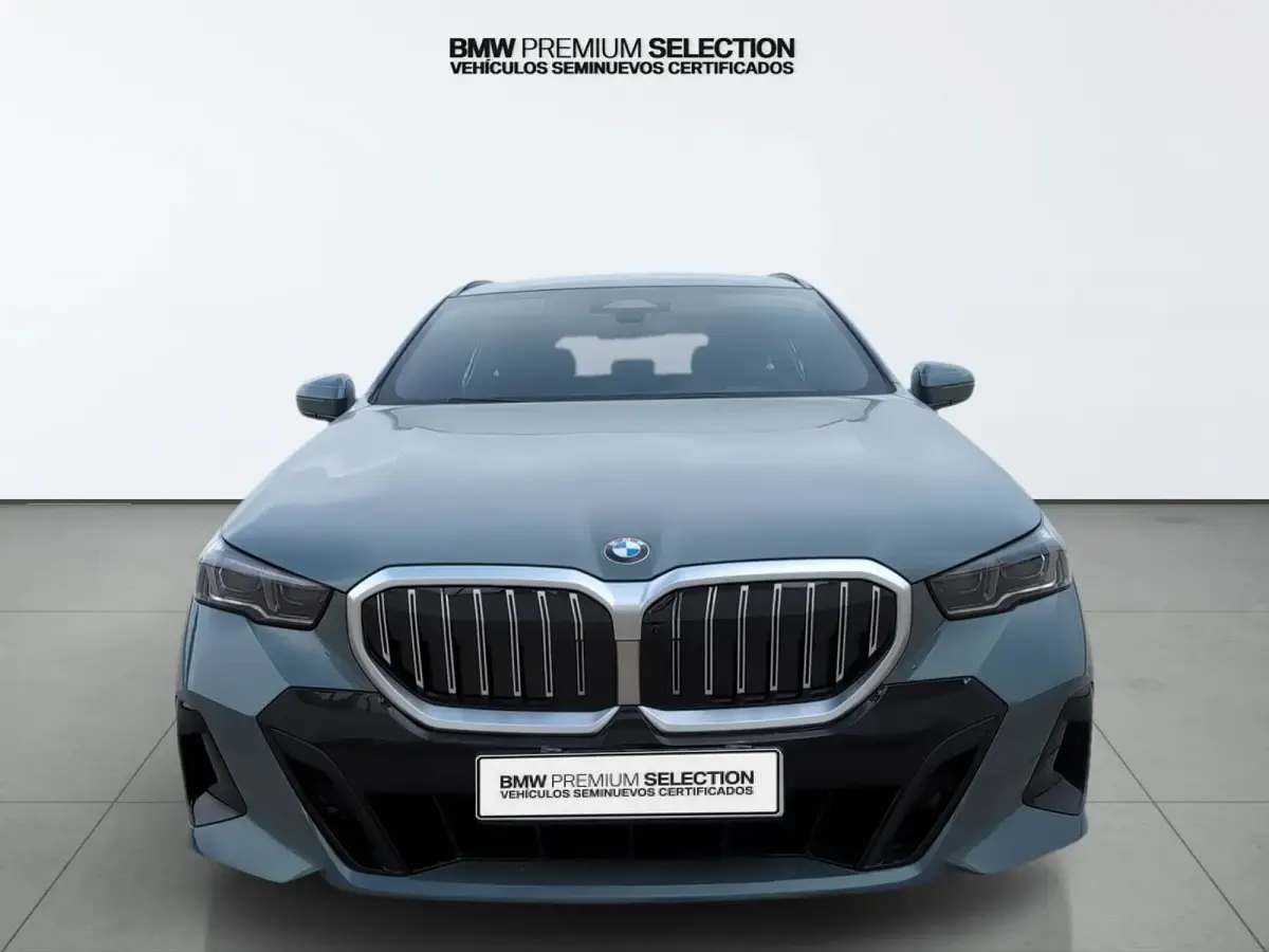Nuevo BMW 520 Comfort Edition 197 CV (144 kW) 2026 Verde Familiar