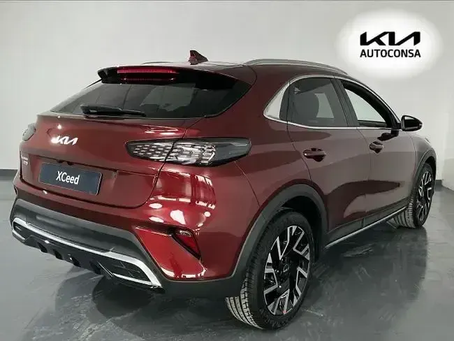 Nuevo Kia XCeed Style 115 CV (84 kW) 2026 Rojo SUV
