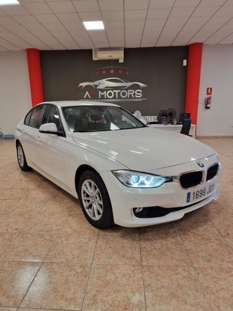 Blanco Usado 2014 BMW 320 Berlina | 15.990 € (Caro) - Imagen 1/4