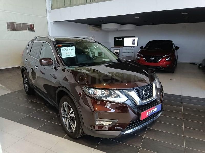 Usado Nissan X-Trail N-Connecta 130 CV (95 kW) 2018 Granate SUV