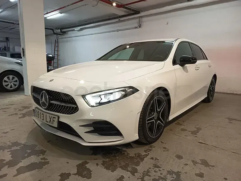Usado Mercedes A200 Advanced 150 CV (110 kW) 2022 Blanco Berlina