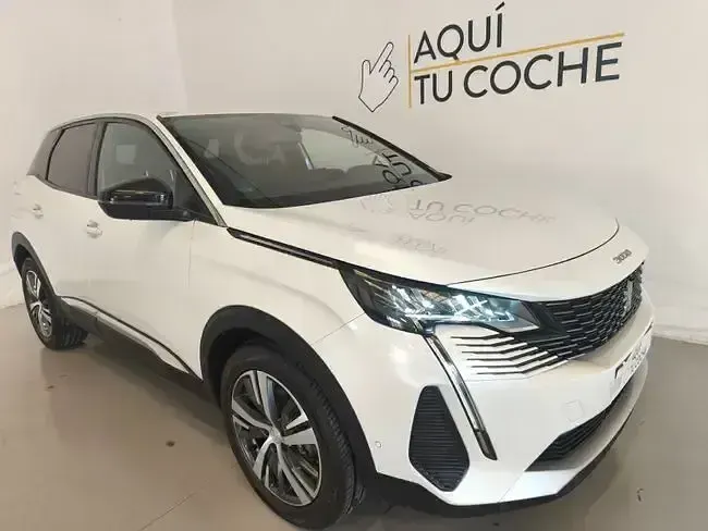 Usado Peugeot 3008 Allure 130 CV (95 kW) 2023 Blanco SUV