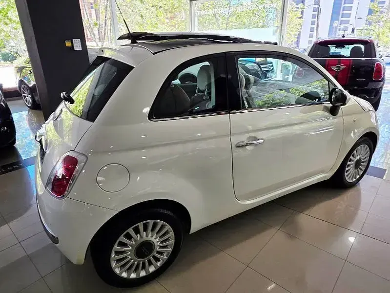 Usado Fiat 500 Lounge 69 CV (50 kW) 2011 Blanco Berlina