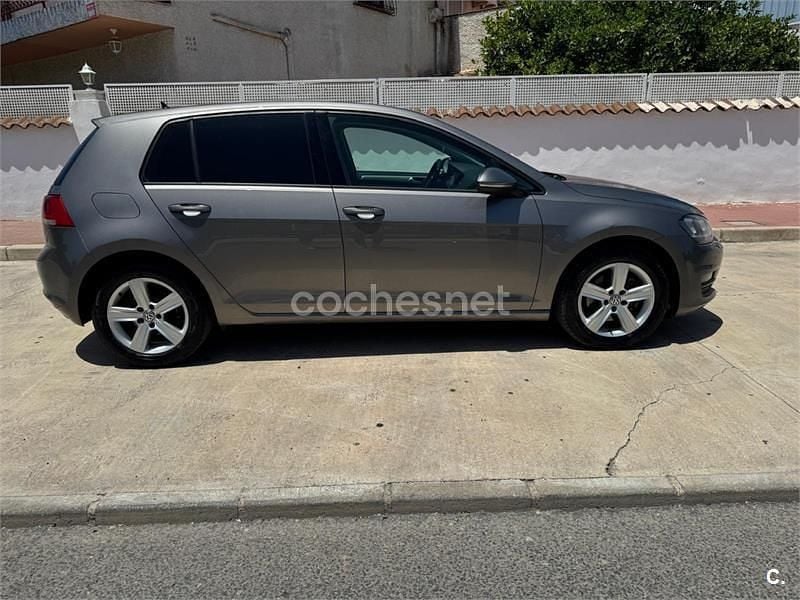 Usado VW Golf VII Sportline 150 CV (110 kW) 2014 Gris / plata Familiar