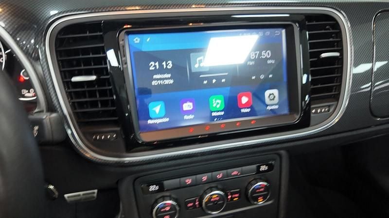 Usado VW Beetle Cabriolet Sport 211 CV (155 kW) 2014 Gris / plata Descapotable