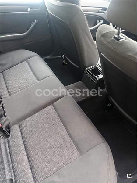 Usado BMW 320 150 HP (110 kW) 2003 Cinzento Sedan