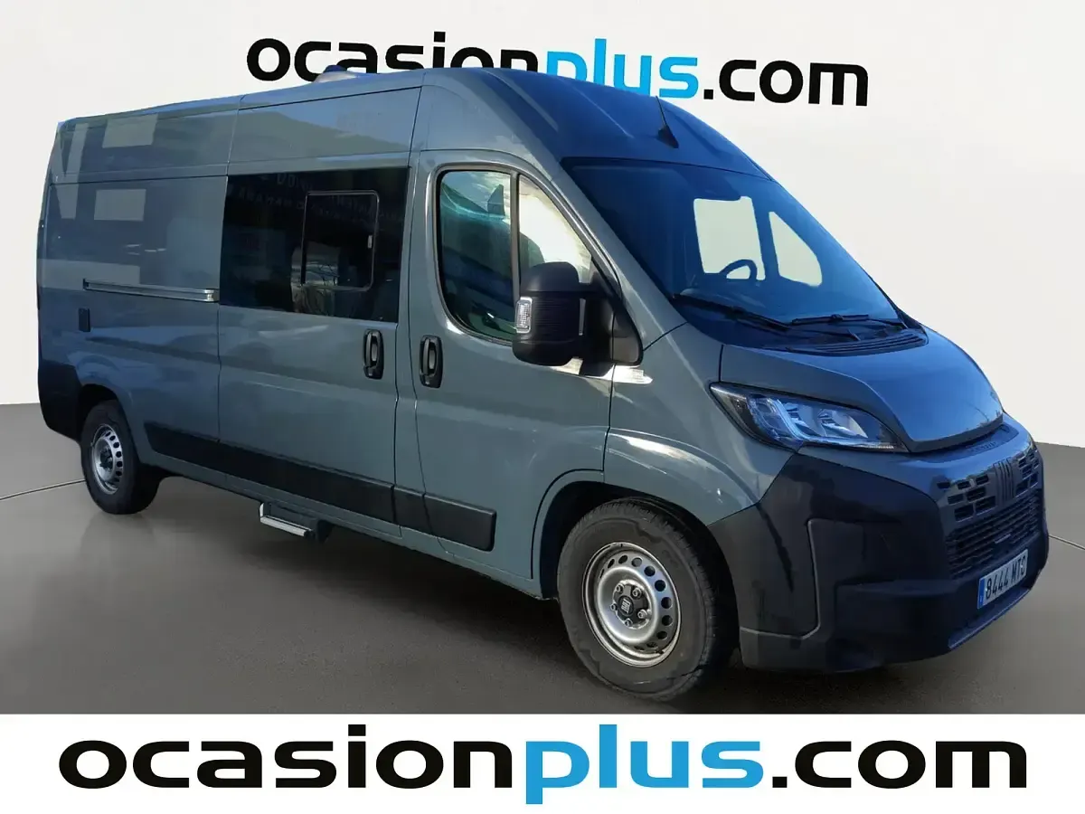 Usado Fiat Ducato 140 CV (102 kW) 2024 Gris Van