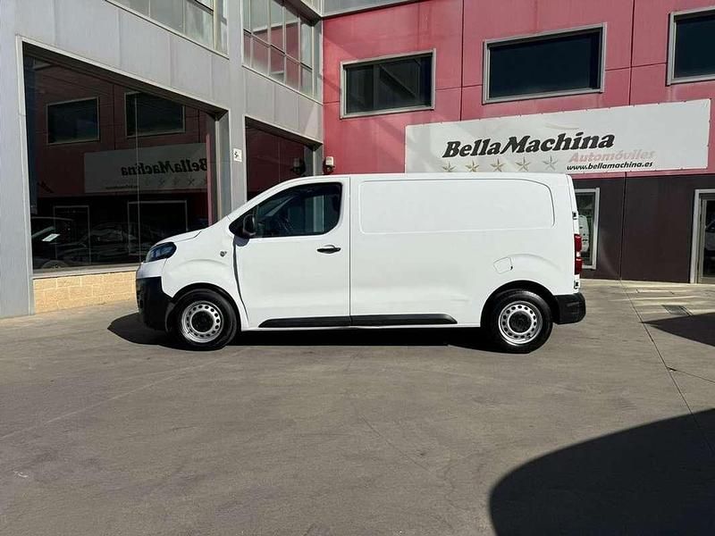 Usado Opel Vivaro 121 CV (88 kW) 2022 Blanco Monovolumen