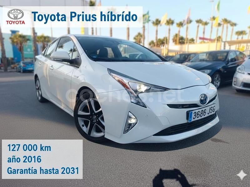 Usado Toyota Prius Advance 136 CV (100 kW) 2016 Blanco Berlina