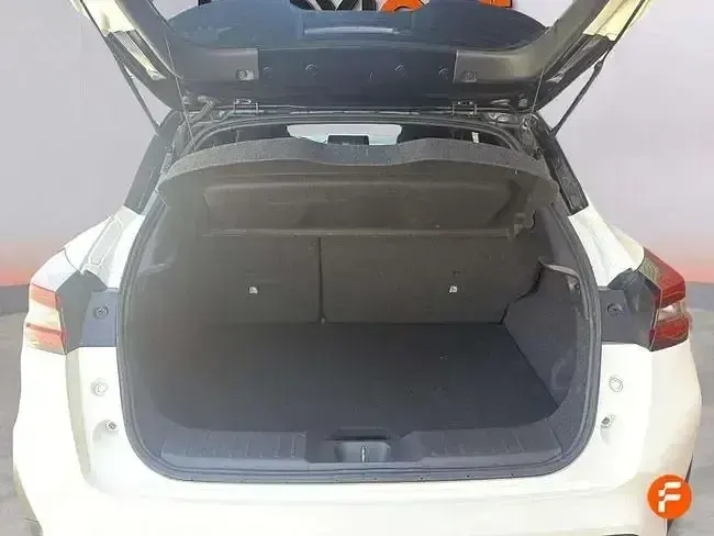 Usado Nissan Juke Acenta 114 CV (83 kW) 2021 Blanco SUV