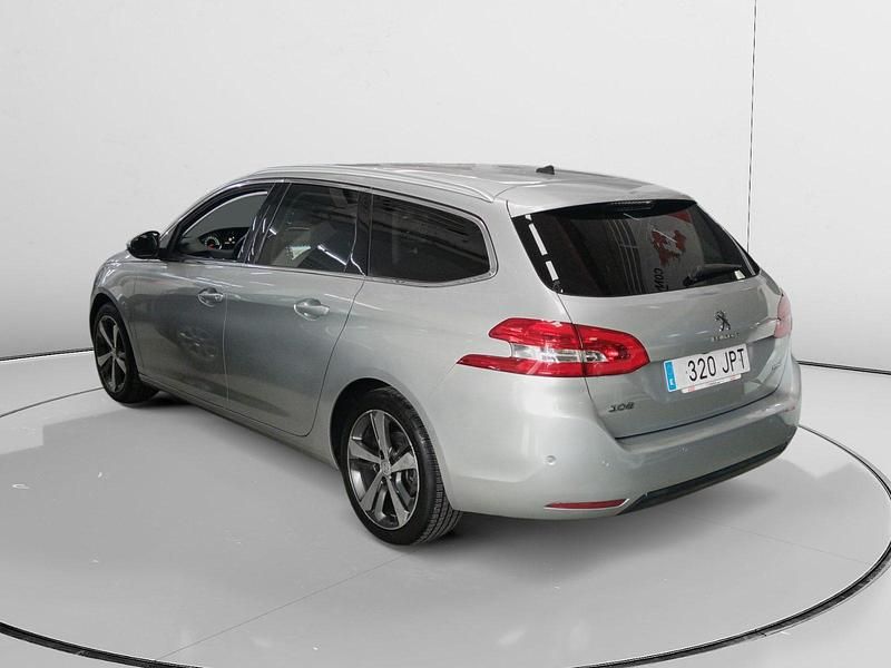 Usado Peugeot 308 Allure 132 CV (97 kW) 2016 Gris Familiar