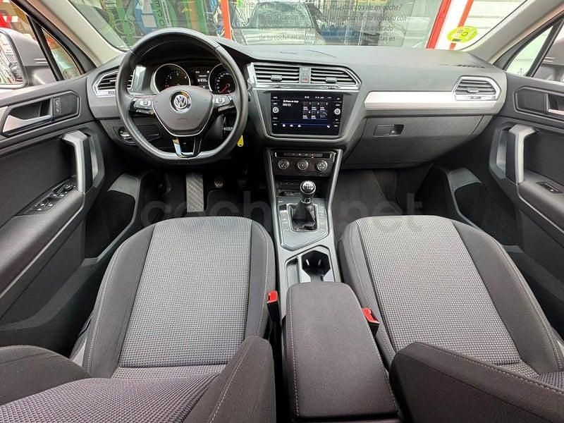 Usado VW Tiguan Edition 150 CV (110 kW) 2020 Gris / plata SUV