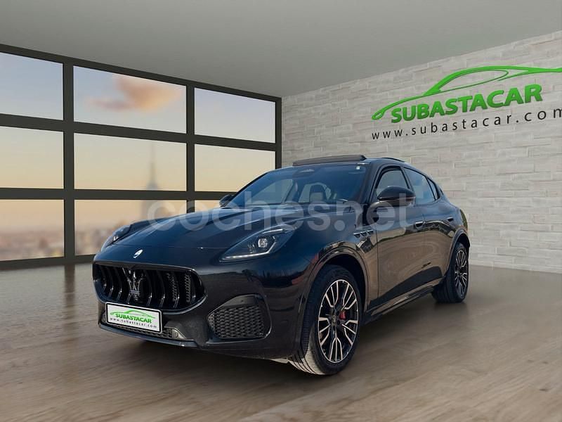 Negro Usado 2024 Maserati Grecale SUV | 73.900 € (Super precio) - Imagen 1/4