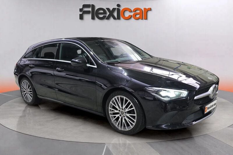 Negro Usado 2020 Mercedes CLA220 Shooting Brake Familiar | 24.990 € (Super precio) - Imagen 1/4