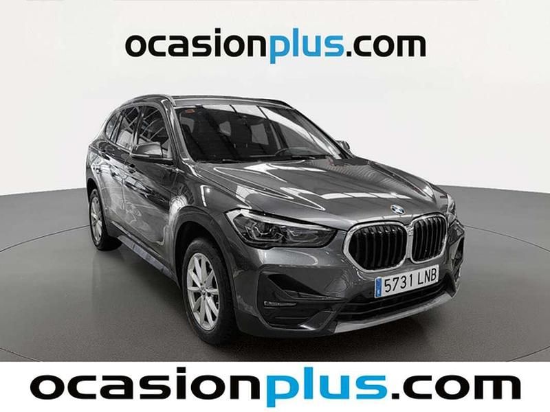 Usado BMW X1 150 CV (110 kW) 2021 Gris SUV