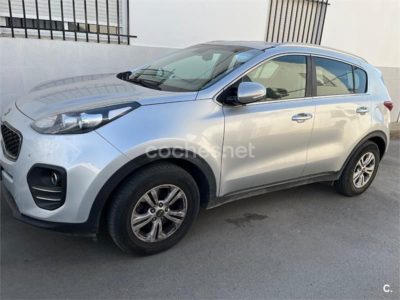 Gris / plata Usado 2017 Kia Sportage SUV | 15.800 € (Buen precio) - Imagen 1/4