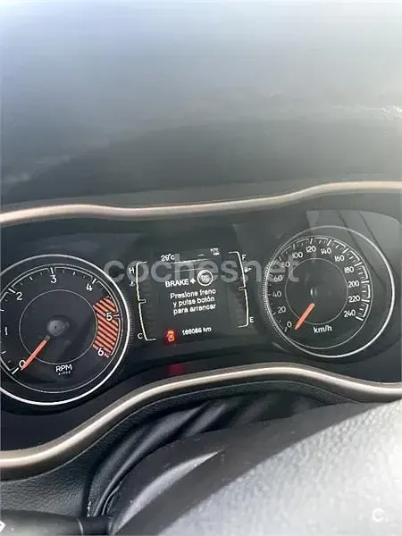 Usado Jeep Cherokee Longitude 170 CV (125 kW) 2015 Negro SUV