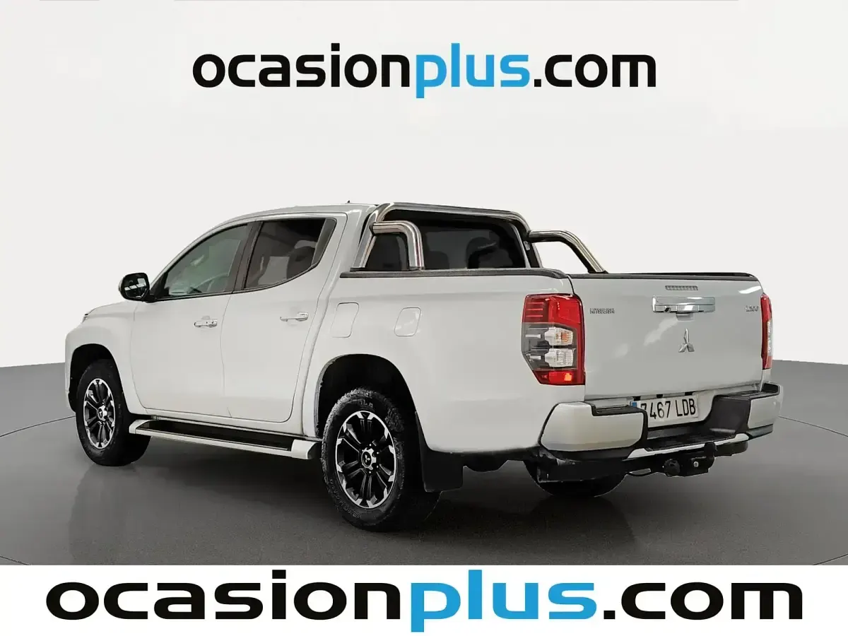 Usado Mitsubishi L200 Motion 150 CV (110 kW) 2019 Gris Pickup/Camioneta