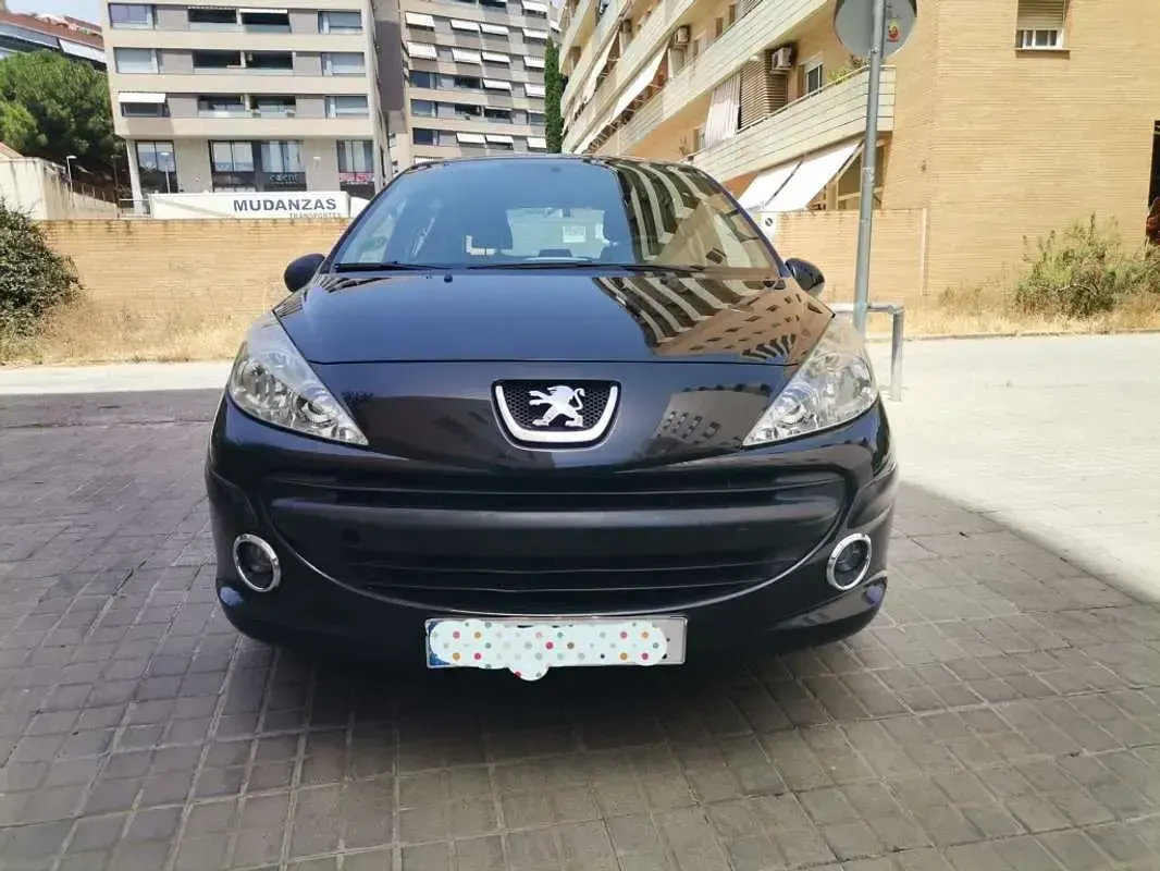 Usado Peugeot 207 Sport 95 CV (69 kW) 2008 Negro Utilitario