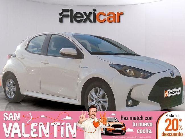 Blanco Usado 2020 Toyota Yaris Hybrid Active Berlina | 14.990 € (Buen precio) - Imagen 1/4