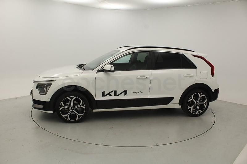 Usado Kia Niro 129 CV (94 kW) 2025 Blanco SUV
