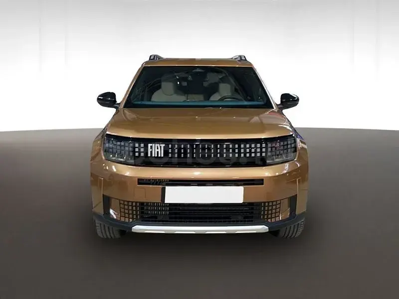 Usado Fiat Grande Panda La Prima 110 CV (80 kW) 2025 Marrón Utilitario