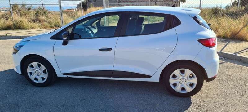 Usado Renault Clio IV Business 75 CV (55 kW) 2016 Blanco Utilitario