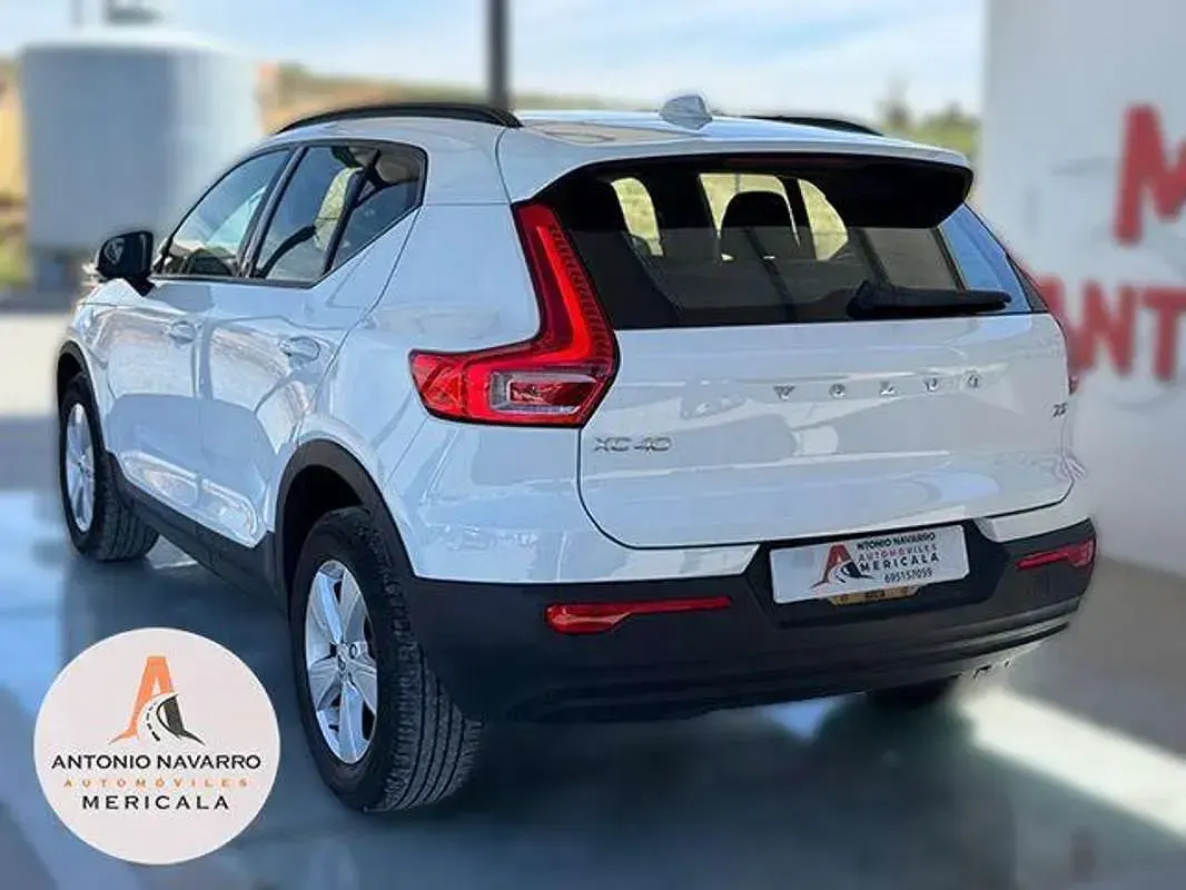 Usado Volvo XC40 150 CV (110 kW) 2020 Blanco SUV