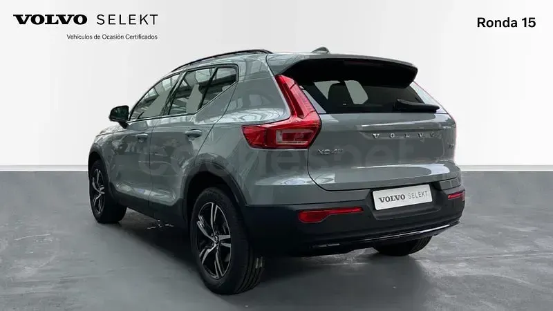 Novo Volvo XC40 Plus 163 HP (119 kW) 2025 Cinzento SUV
