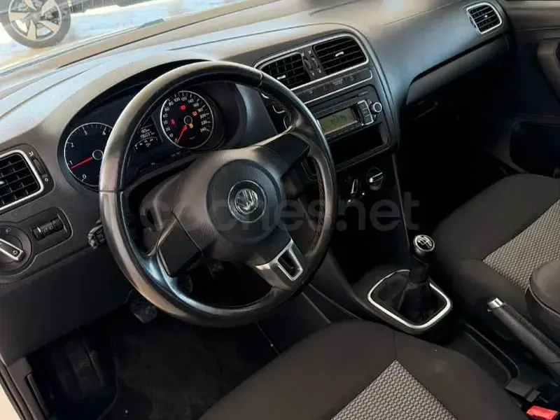 Usado VW Polo 75 CV (55 kW) 2012 Blanco Utilitario