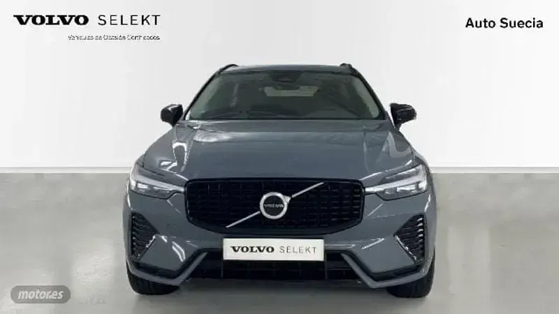 Usado Volvo XC60 Plus 197 CV (144 kW) 2023 Gris SUV