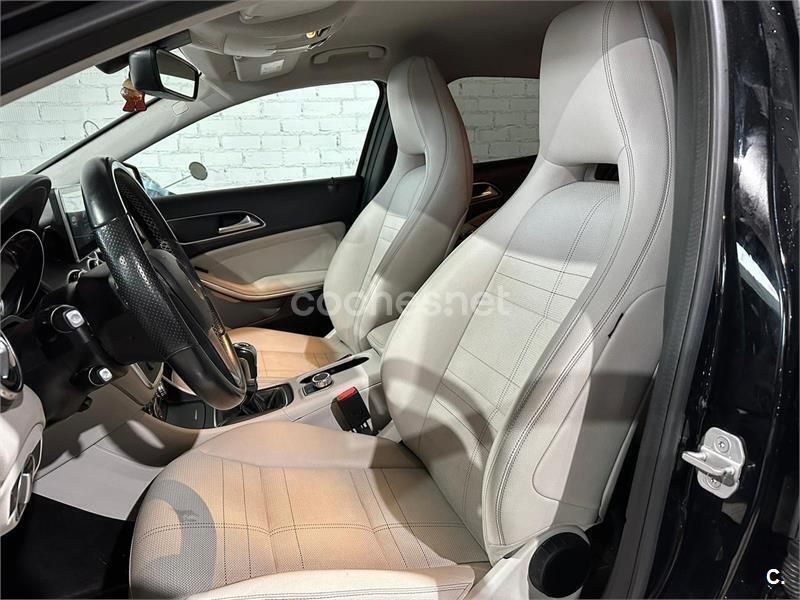 Usado Mercedes GLA200 Edition 1 136 CV (100 kW) 2015 Negro SUV