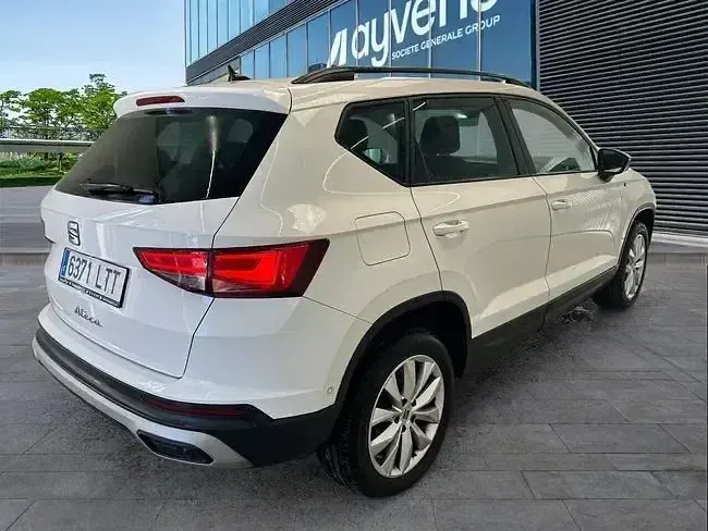 Begagnad Seat Ateca Style 116 HK (85 kW) 2021 Vit SUV