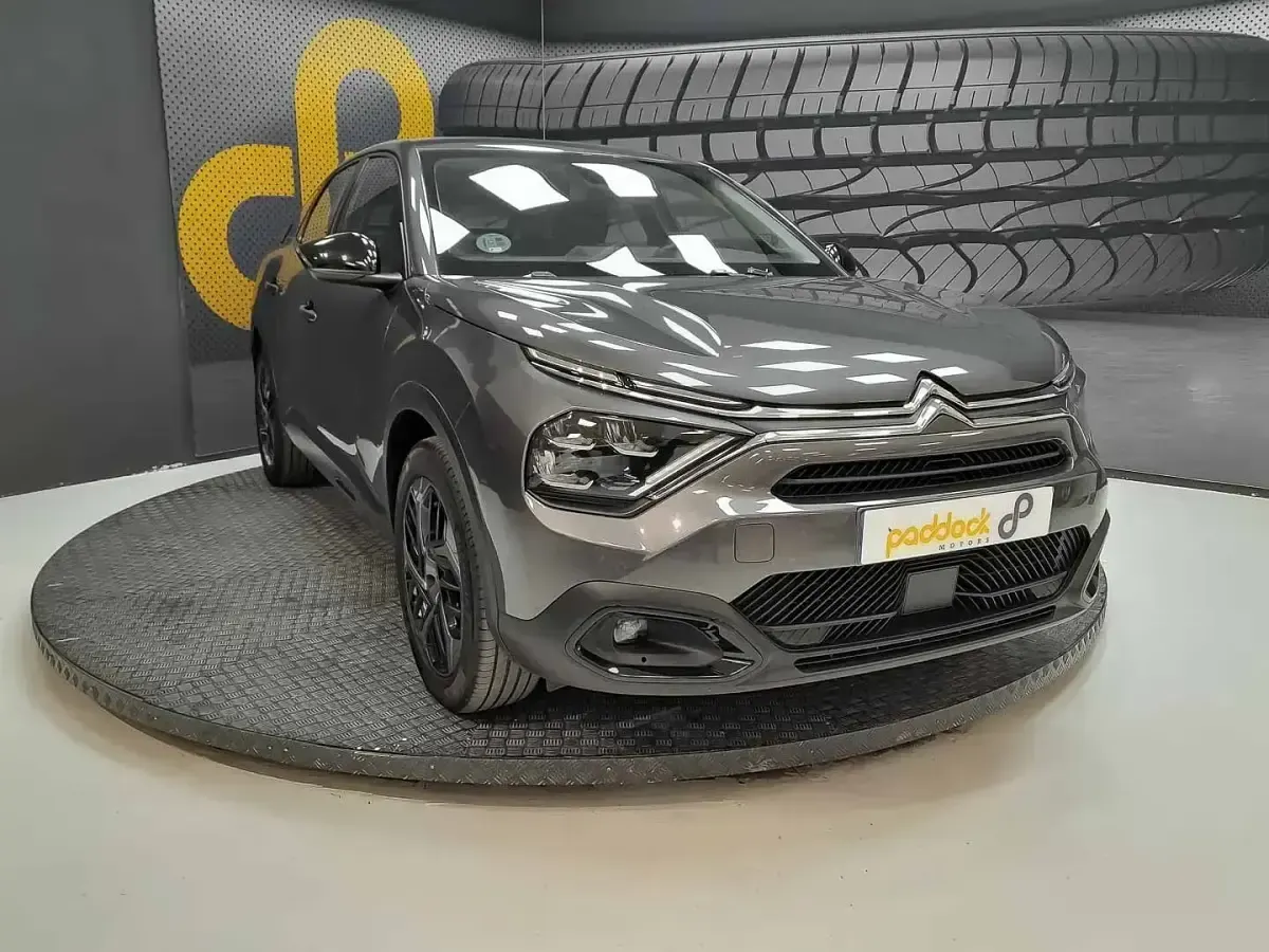 Begagnad Citroën C4 PureTech 131 HK (96 kW) 2024 Grå SUV