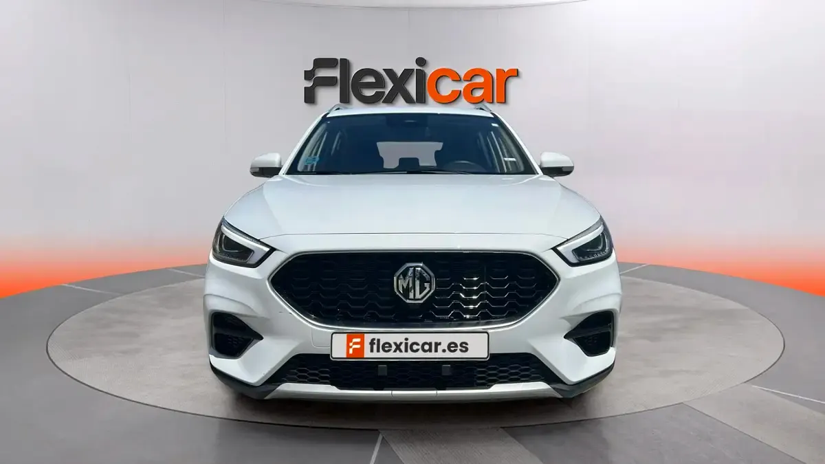 Usado MG ZS Comfort 116 CV (85 kW) 2025 Blanco SUV