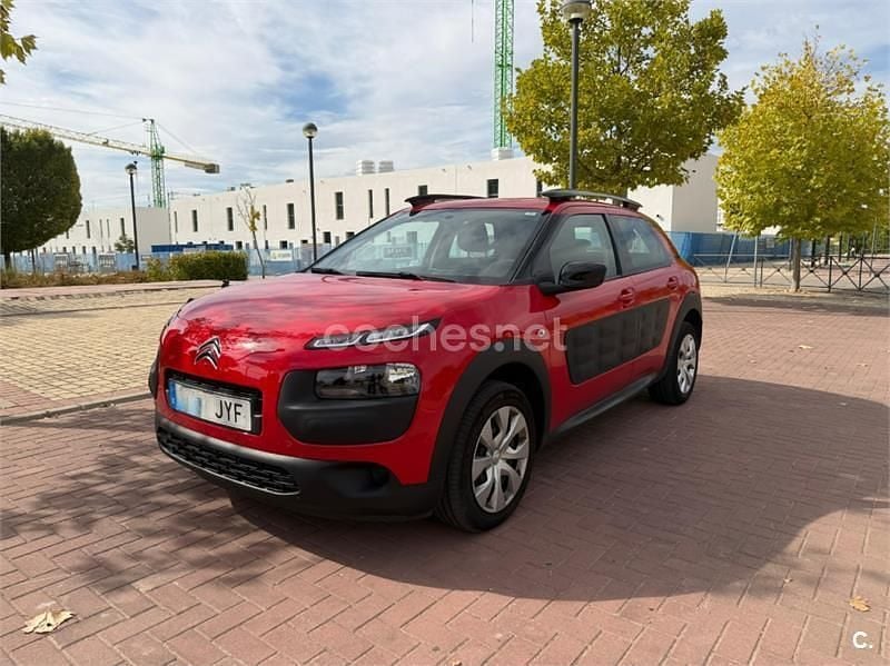 Rojo Usado 2017 Citroën C4 Cactus Feel Utilitario | 8990 € (Precio justo) - Imagen 1/4
