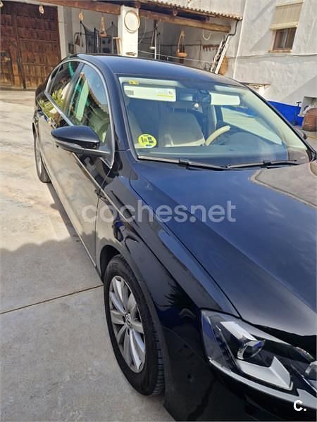 Usado VW Passat Edition 105 CV (77 kW) 2011 Negro Berlina