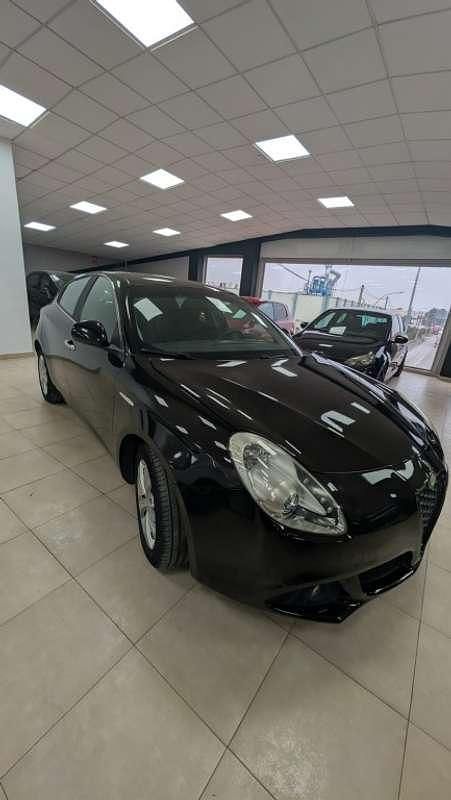Usado Alfa Romeo Giulietta Distinctive 105 CV (77 kW) 2012 Negro Utilitario