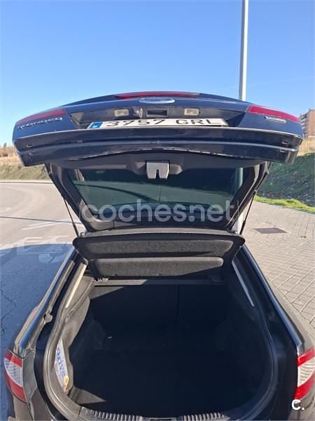 Usado Ford Mondeo Ambiente 125 CV (91 kW) 2009 Negro Berlina