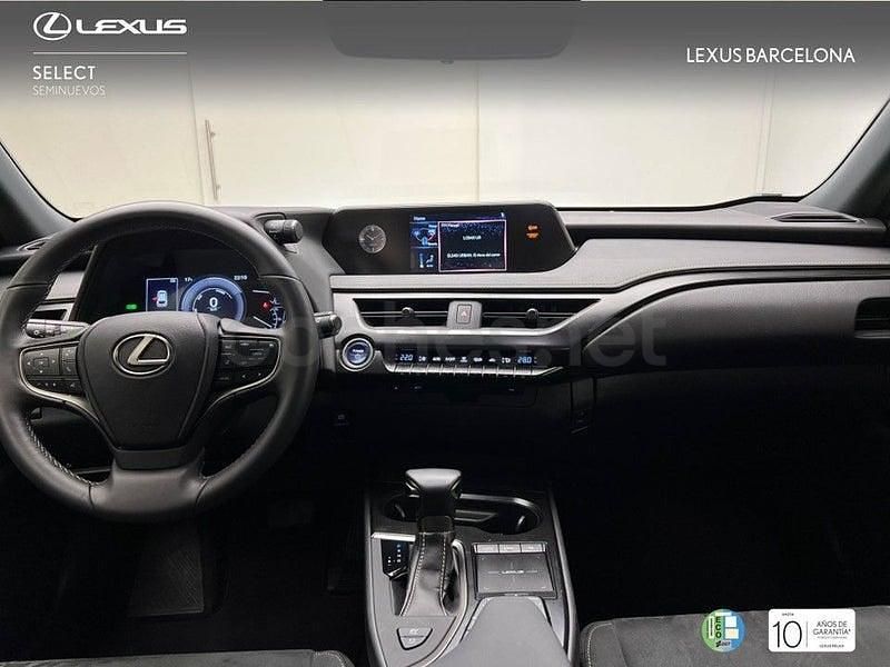 Usado Lexus UX Business Edition 184 CV (135 kW) 2020 Blanco SUV