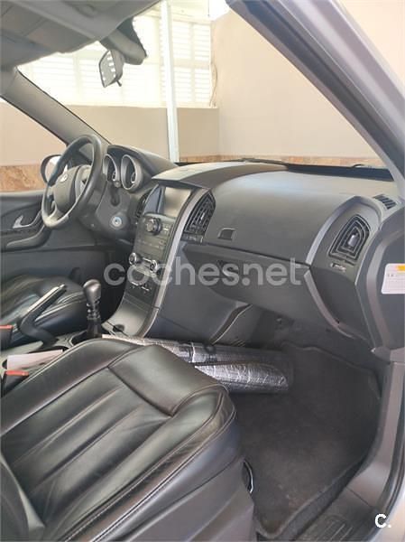 Usado Mahindra XUV500 140 CV (102 kW) 2017 Gris / plata SUV