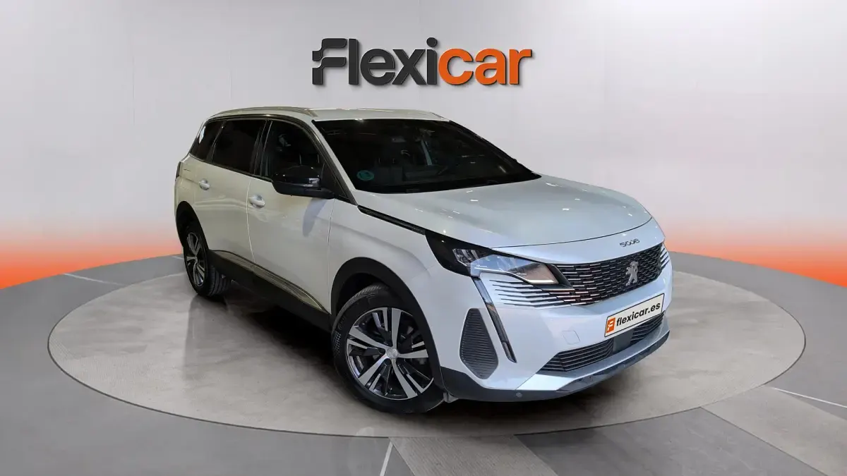 Usado Peugeot 5008 Allure 131 CV (96 kW) 2024 SUV